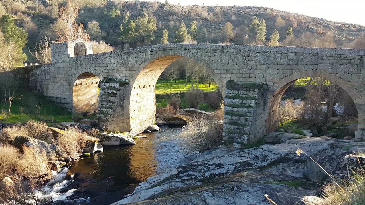 Ponte de Sequeiros, rio Côa. Sabugal