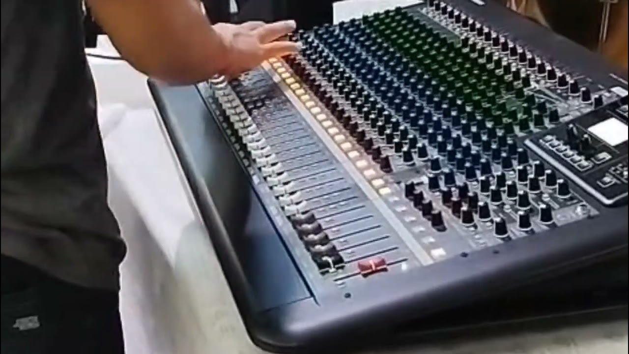Mixer Yamaha MGP 24 x  unboxing