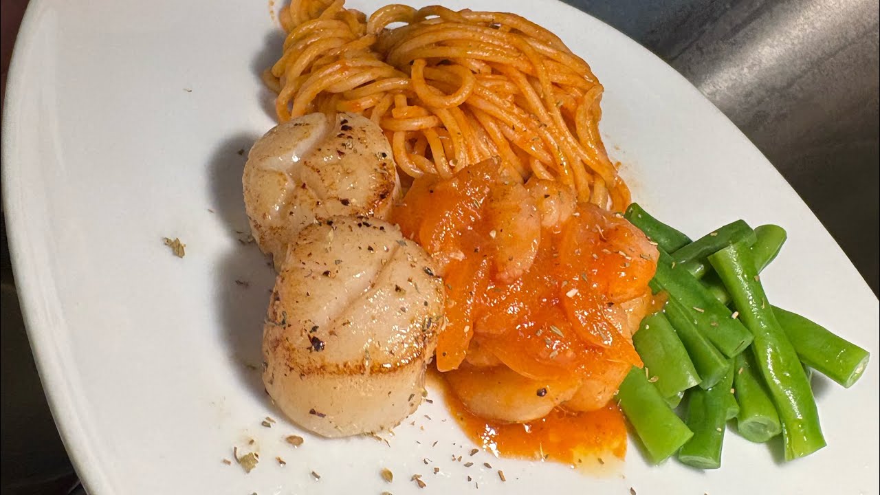 鮮茄帶子意粉☺️☺️￼