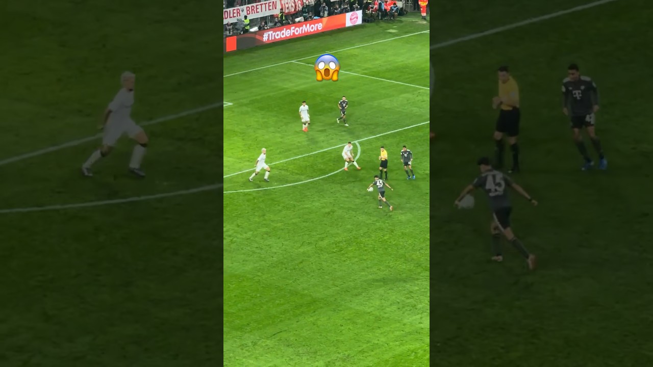 Pavlovic 😱 #goal #fy #fcbayern #bayern #pavlovic #leverkusen #skills #viralvideo #fyp #fy #musiala