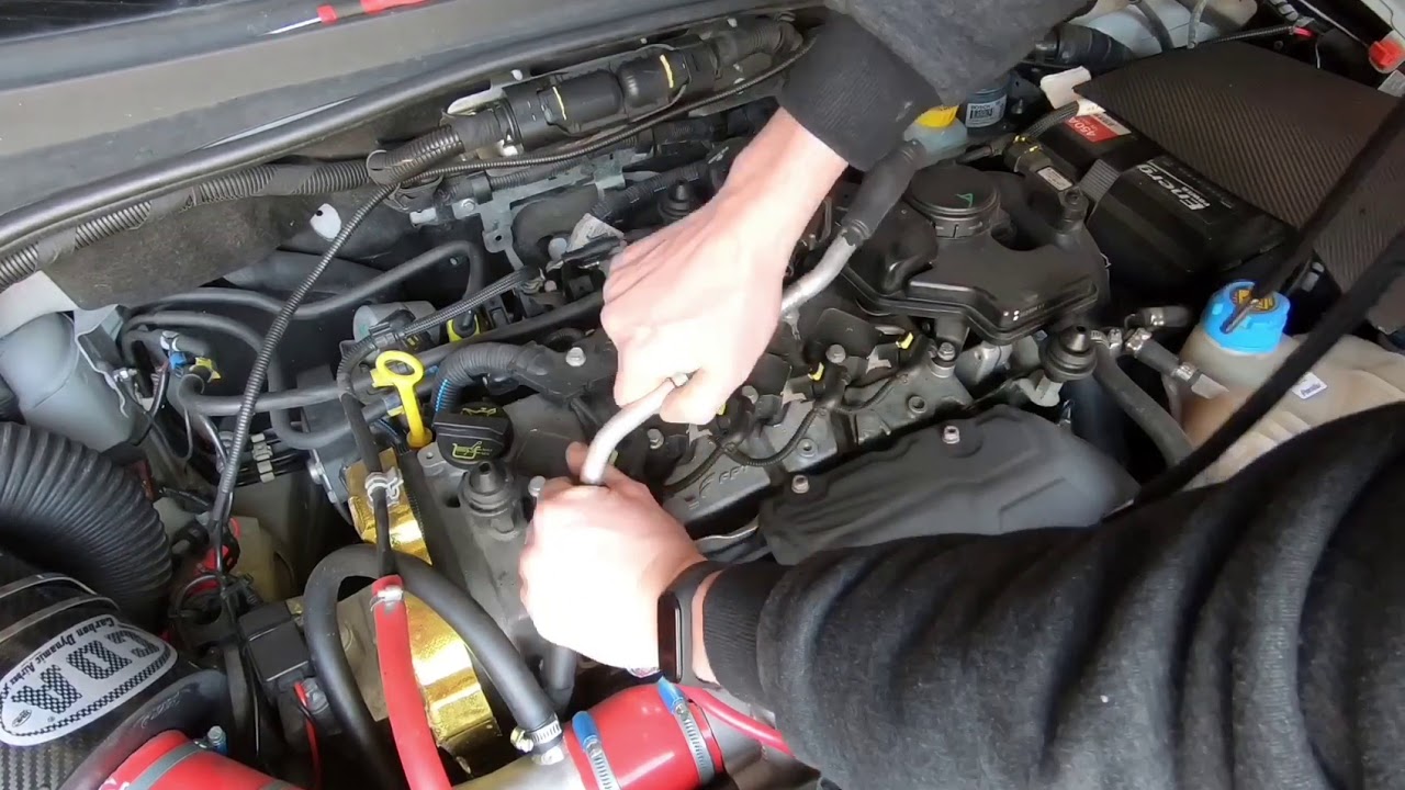 Montaggio kit eliminazione decanter (eliminazioni vapori olio)Abarth, Alfa romeo, 1.4 T-jet Multiair