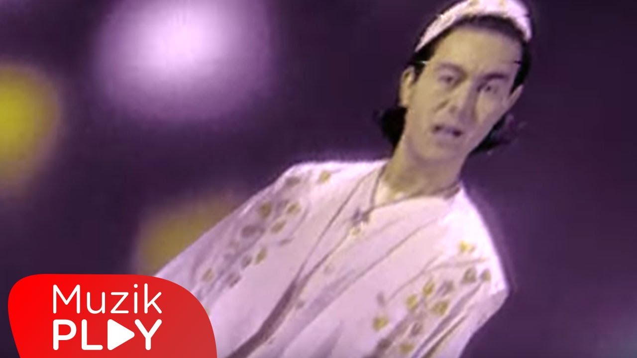 Serdar Ortaç - Aşkın Kitabı (Official Video)