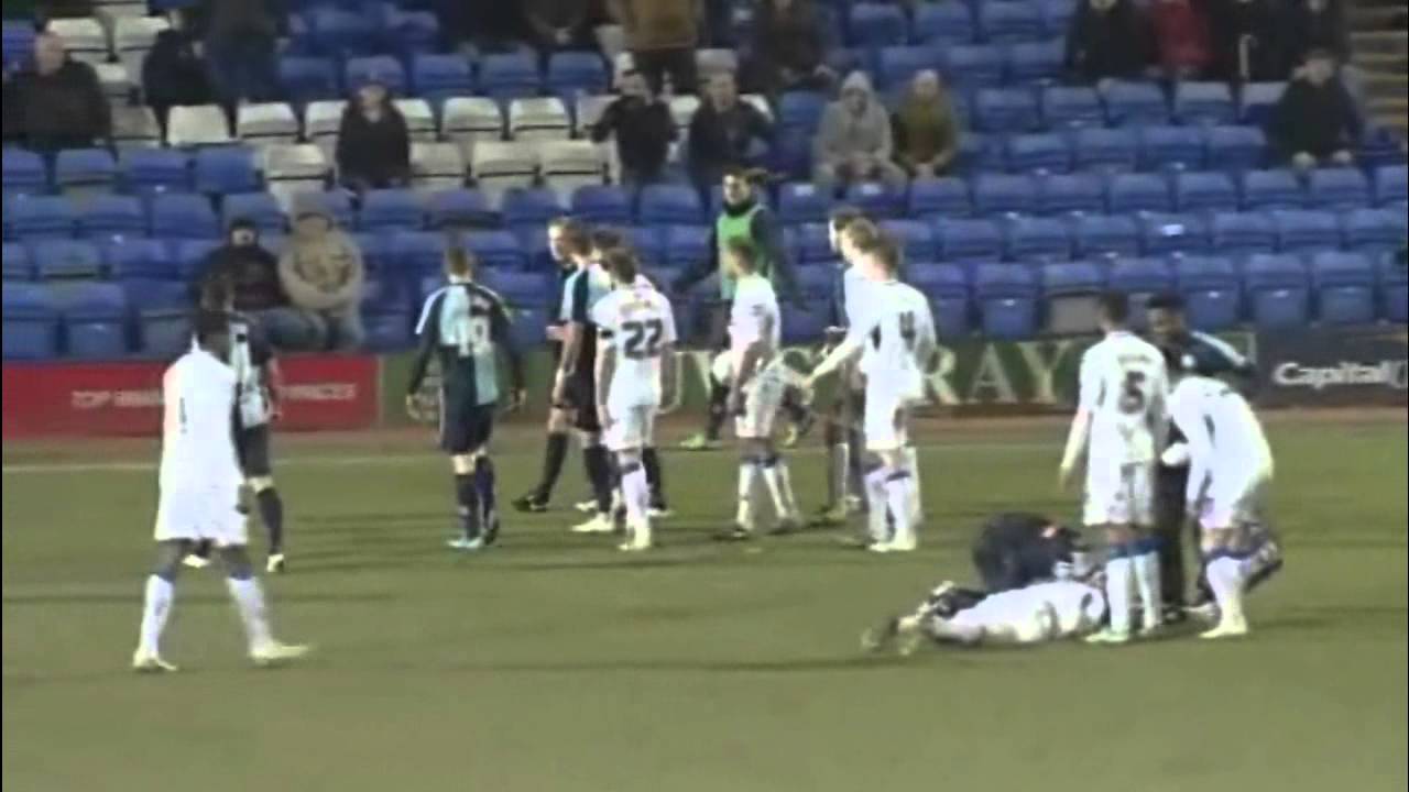 RED CARD | Matt McClure sent off after only 3.7 Seconds