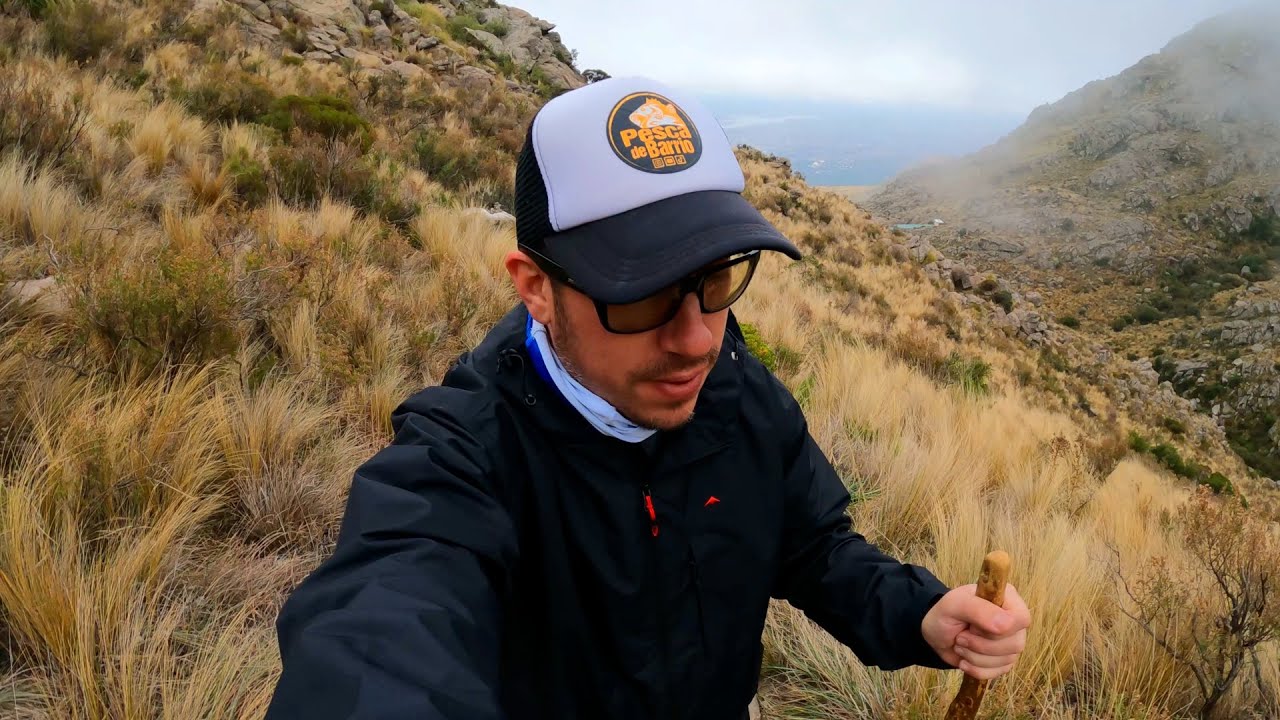 Así es SUBIR el CERRO URITORCO y Dormir en el Refugio - Capilla del Monte Córdoba - Argentina