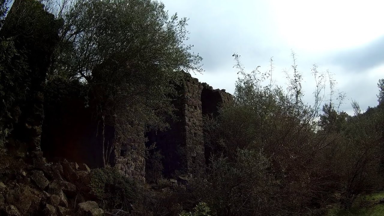 KEŞFEDİLMEMİŞ ANTİK KENT BULDUM - Tarihi Kiliseler ve Surlar