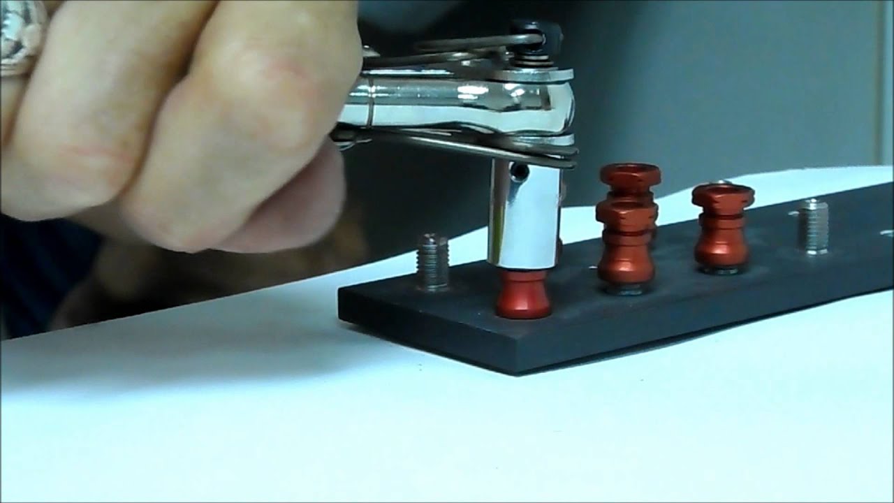 MROTV - ''Tight Squeeze'' Hi-Lok Hand Tool From Omega Technologies