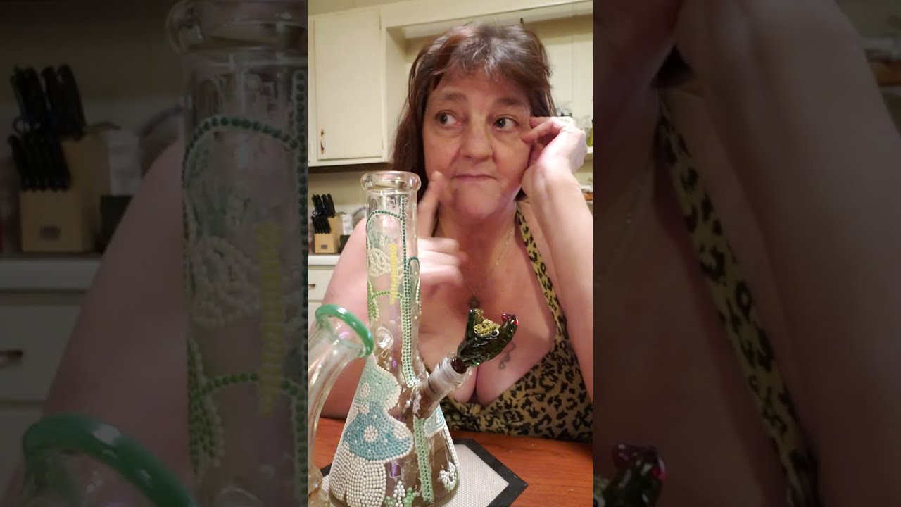 mini sesh: MORE seeds in my w33d! boomer learning to grow series 2:30m long