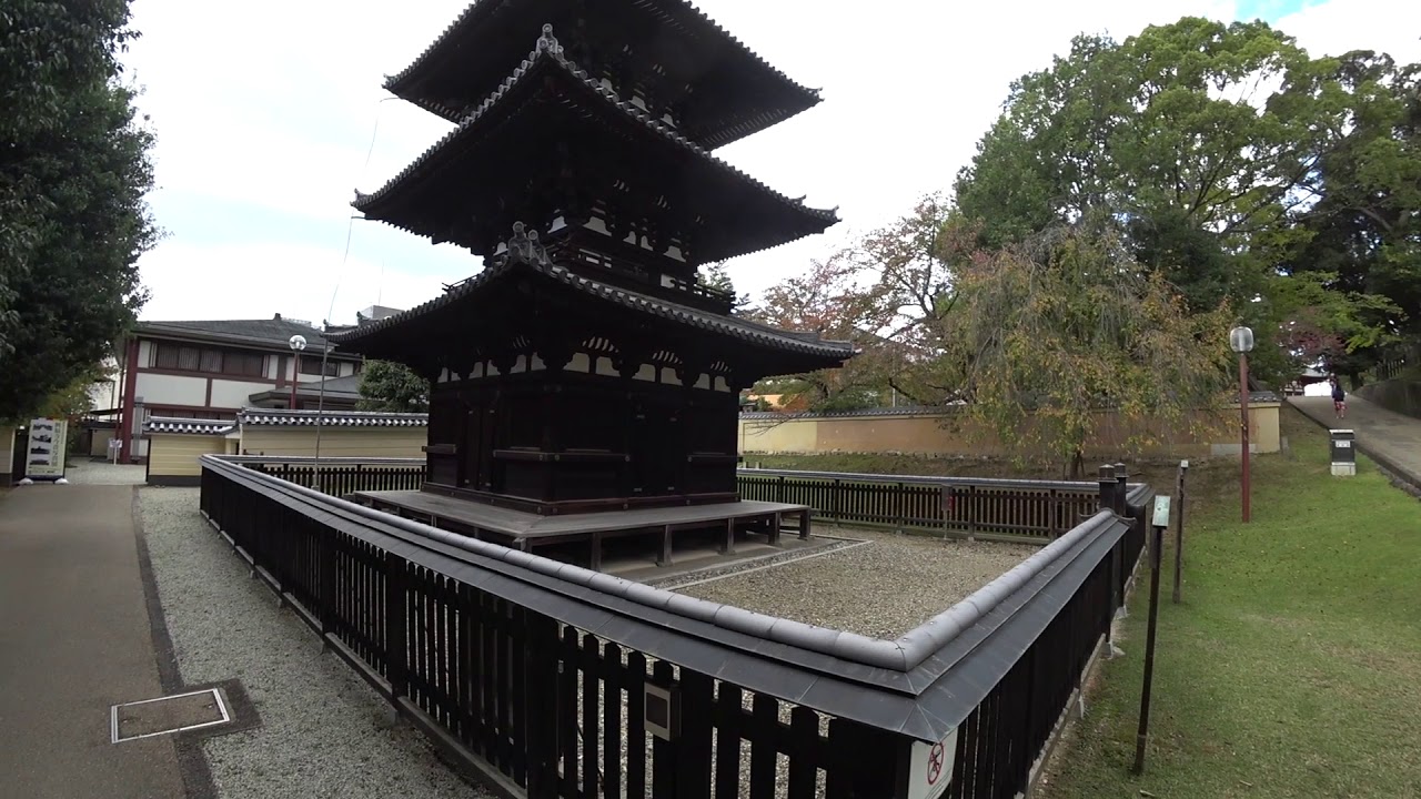 時の風景016・国宝三重塔へ～奈良興福寺～