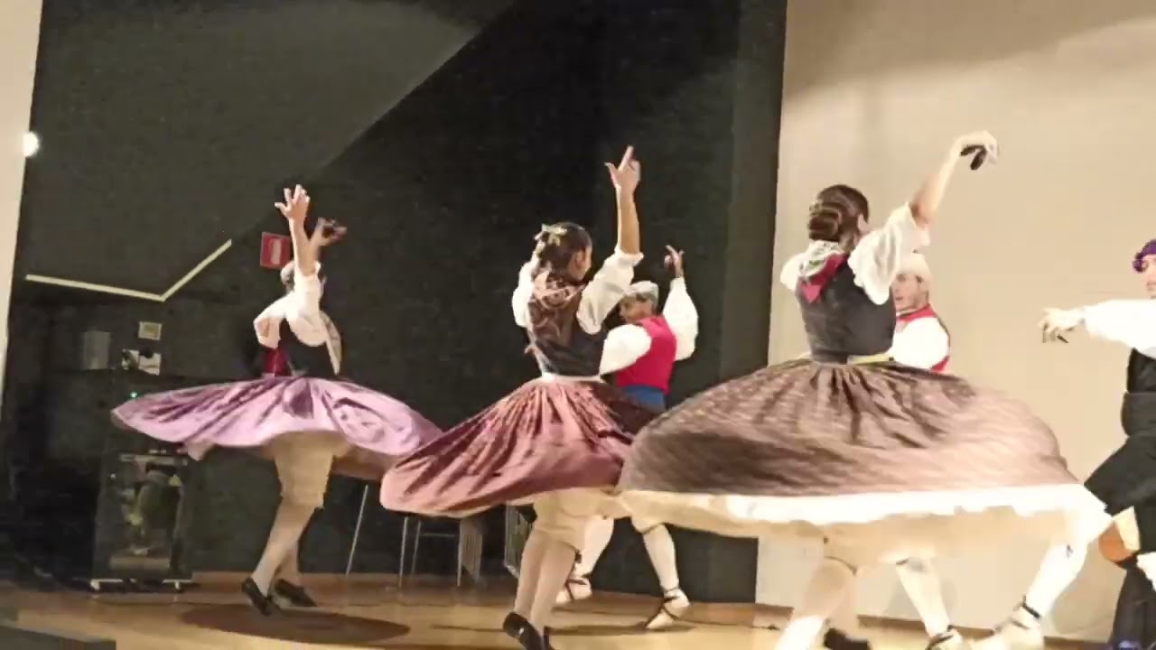 Jotas con el grupo folclórico 