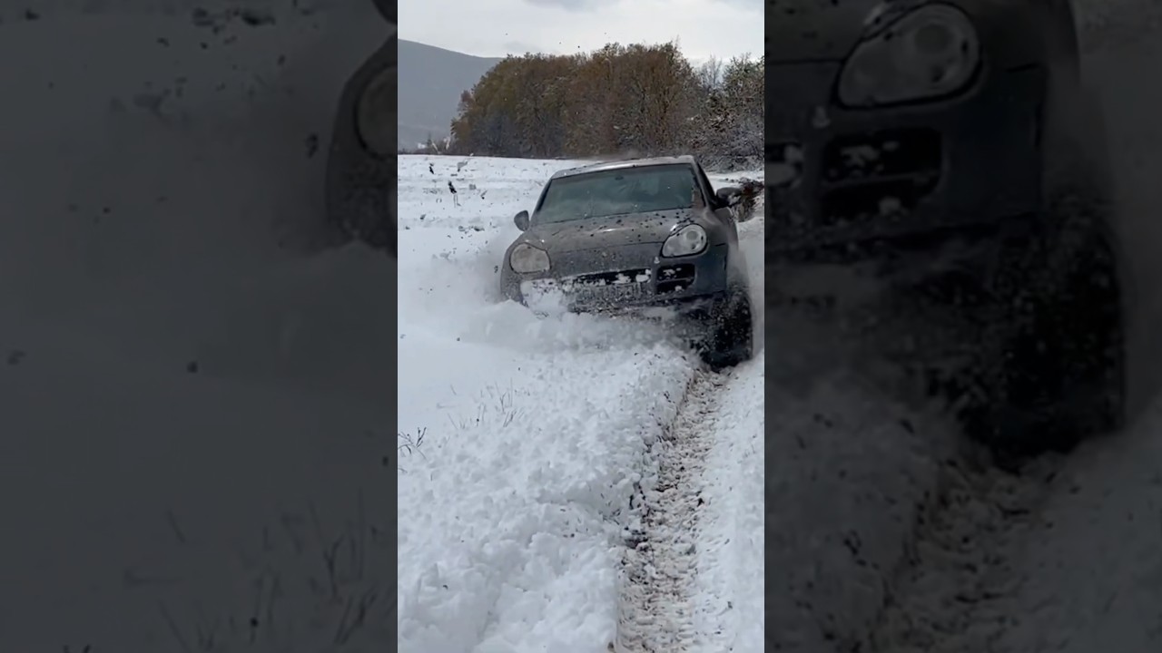 Porsche Cayenne Off-Road Power in Deep Snow