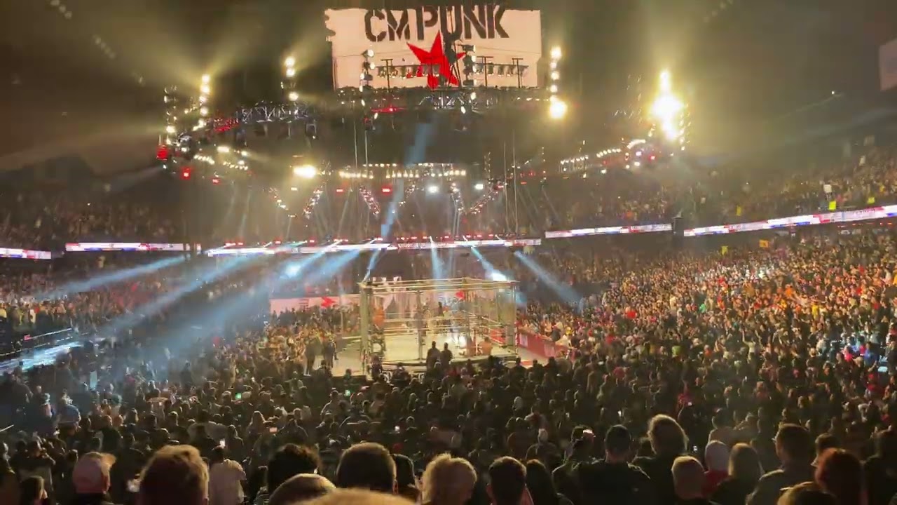 4K | CM Punk Returns at @WWE Survivor Series 2023 | LIVE Chicago Reaction