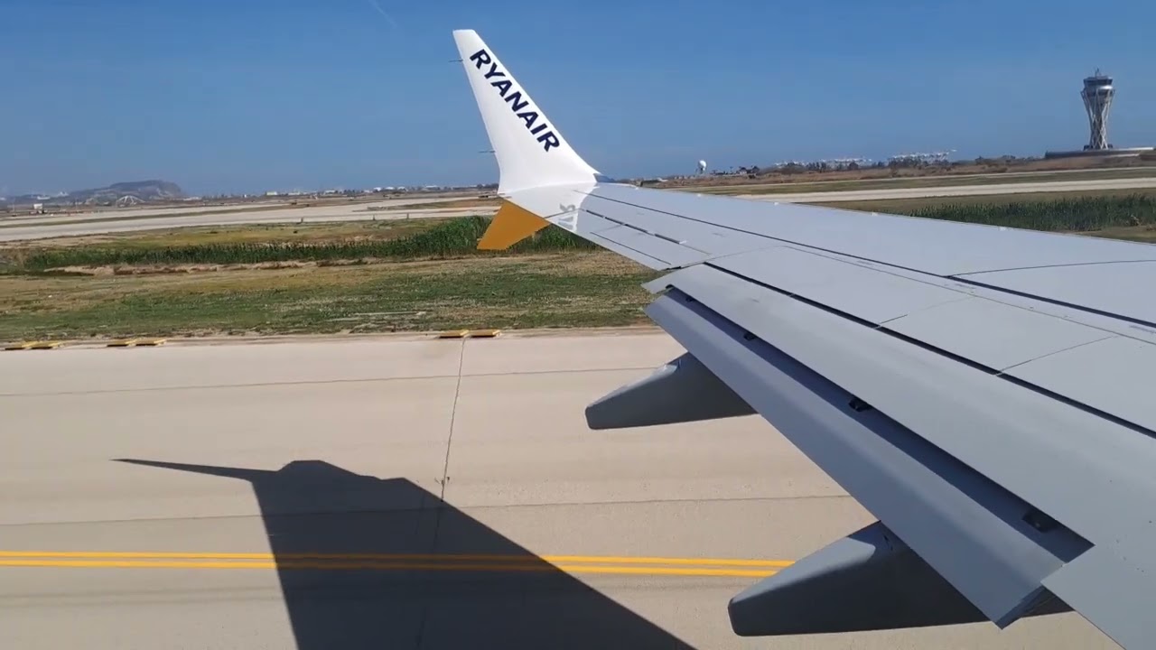 Ryanair Boeing 737-8200 MAX Takeoff From Barcelona Spain BCN!