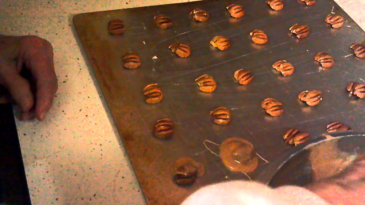 Grandma Max makes candy 6