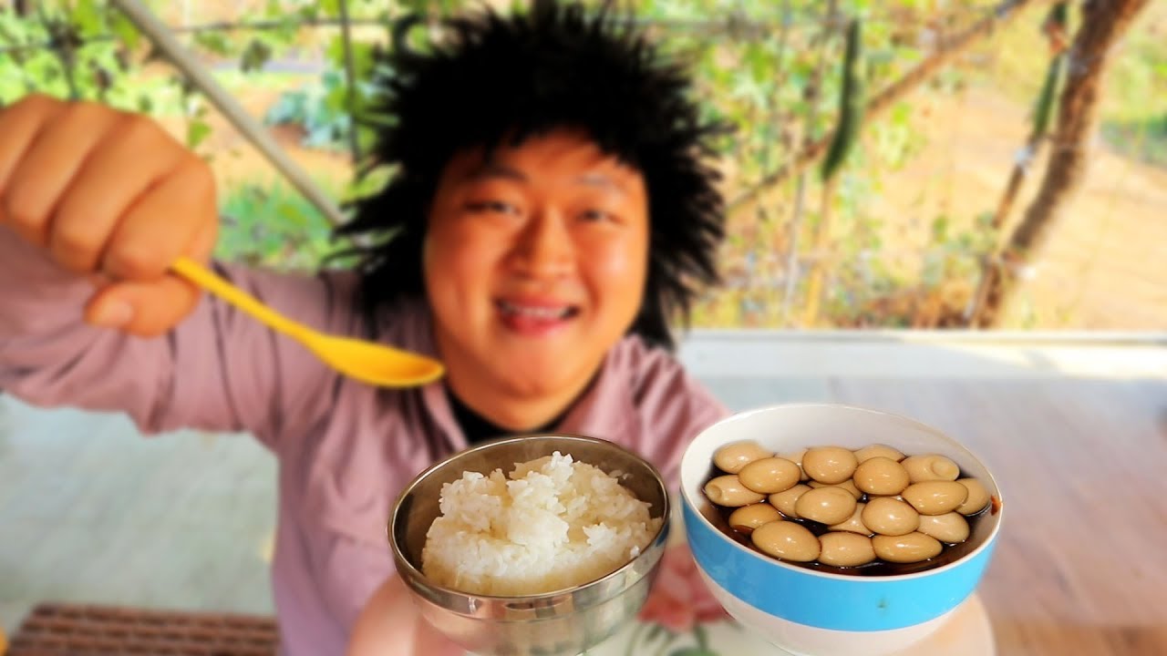 [도깨비] 메추리 장조림과 고봉밥 먹방 Soy Sauce Braised Quail Eggs mukbang