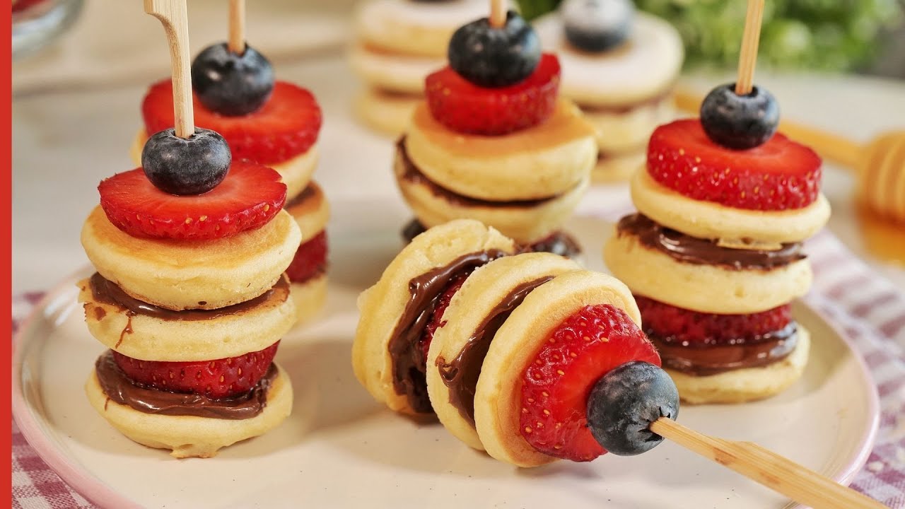 Mini Pancake Skewers | Easy Pancake Kabobs Recipe 😍🥞