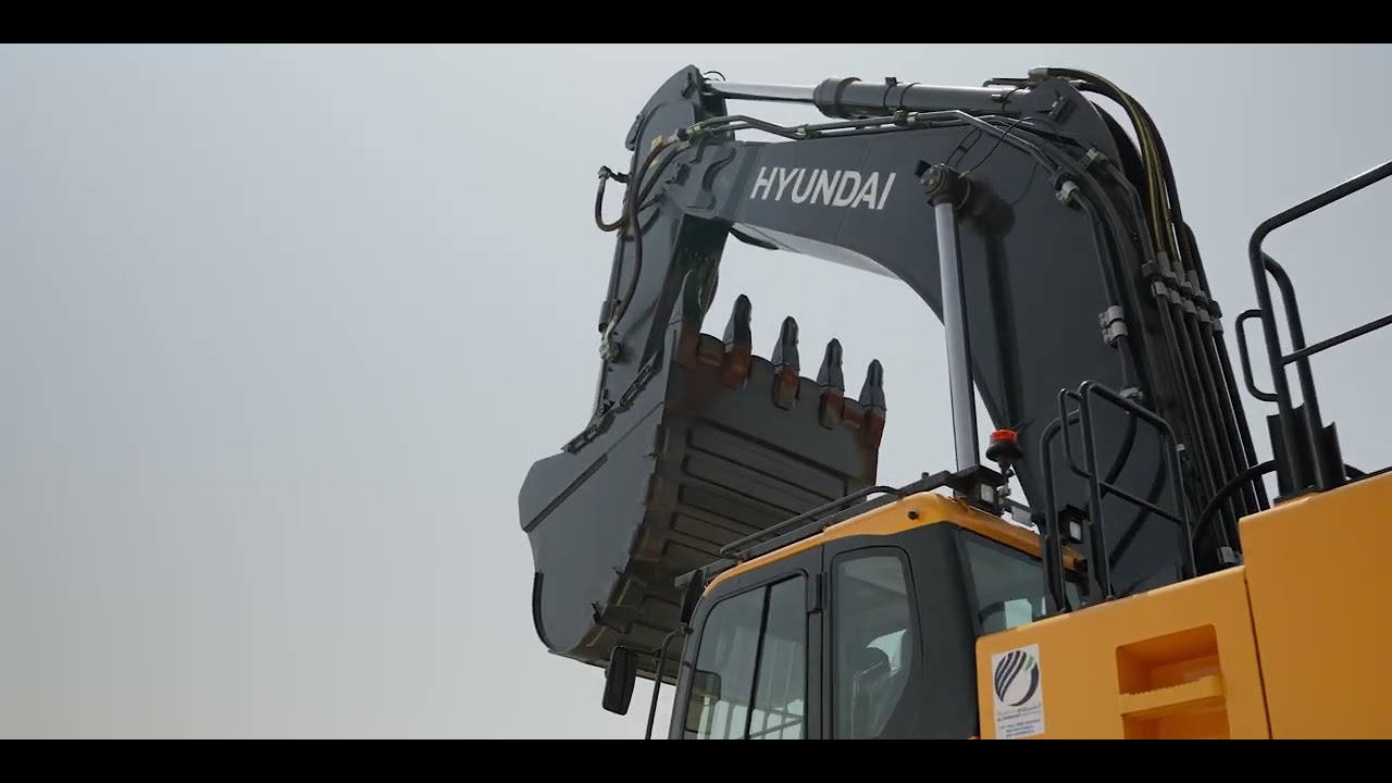 The Hyundai HX800 Crawler Excavator