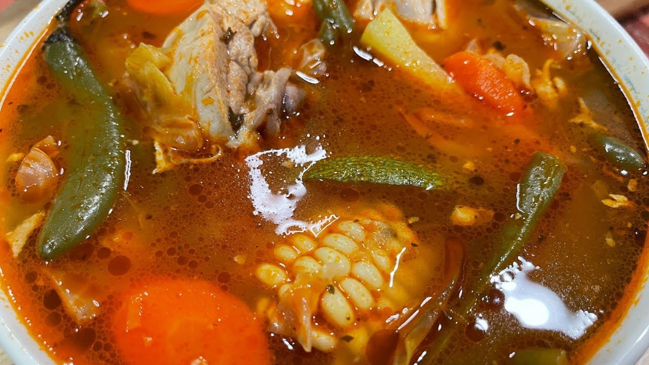 Cómo Preparar Un Rico Caldo De pollo Entomatado Con Verduras La Cocina De Sol.