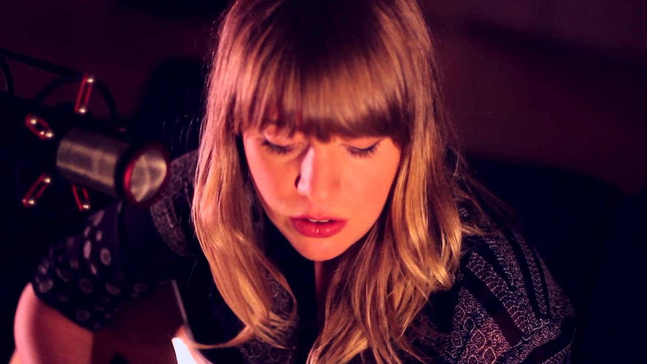 Alexz Johnson 