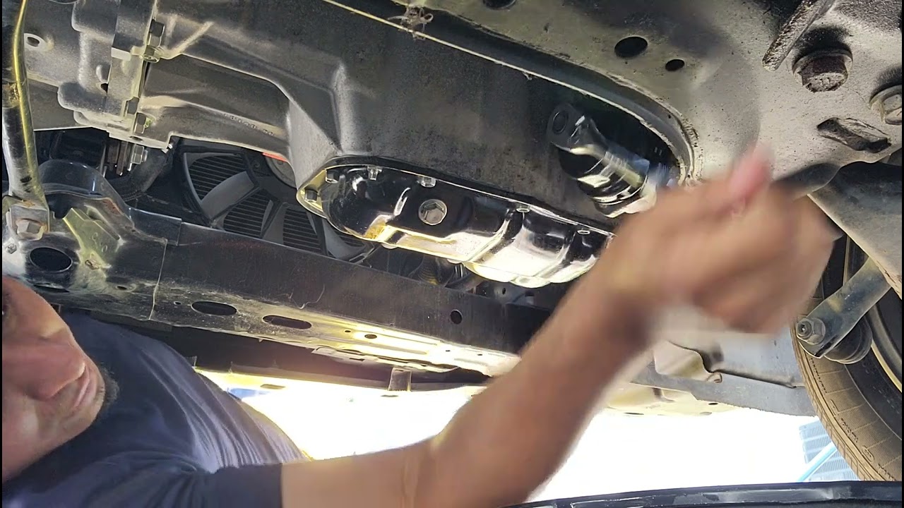 #CAMBIO DE #ACEITE #MOTOR #TOYOTA #PRIUS 2015