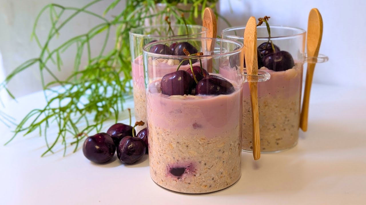 Bakewell-Inspired Overnight Oats - 