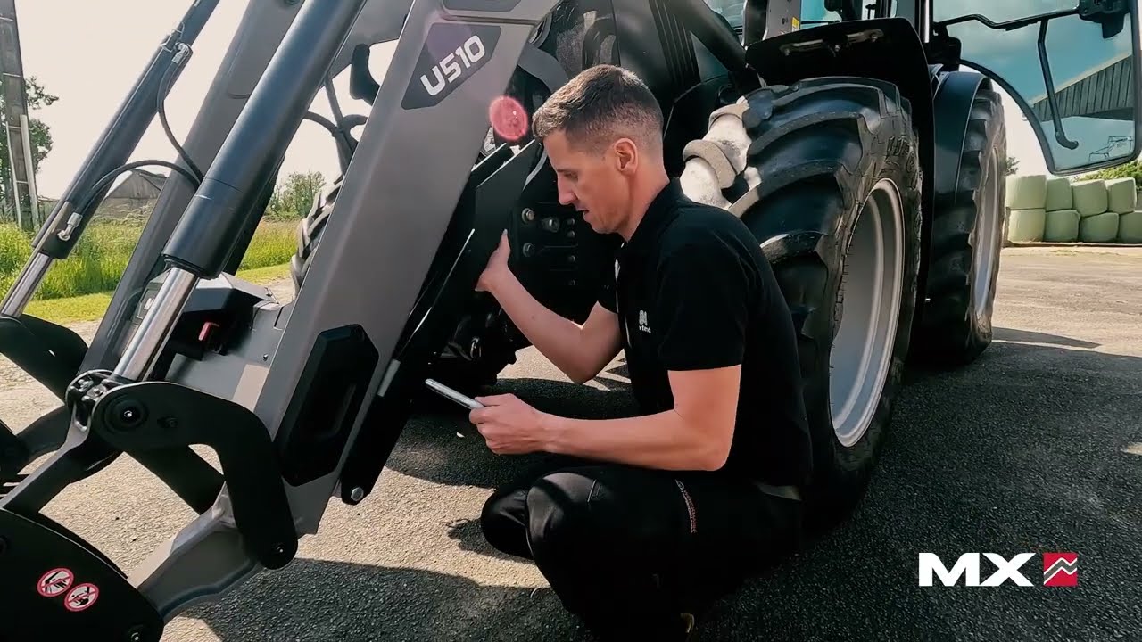 MX - Procédure attelage dételage chargeur MX U500 - Hitching and unhitching process MX U500 loader