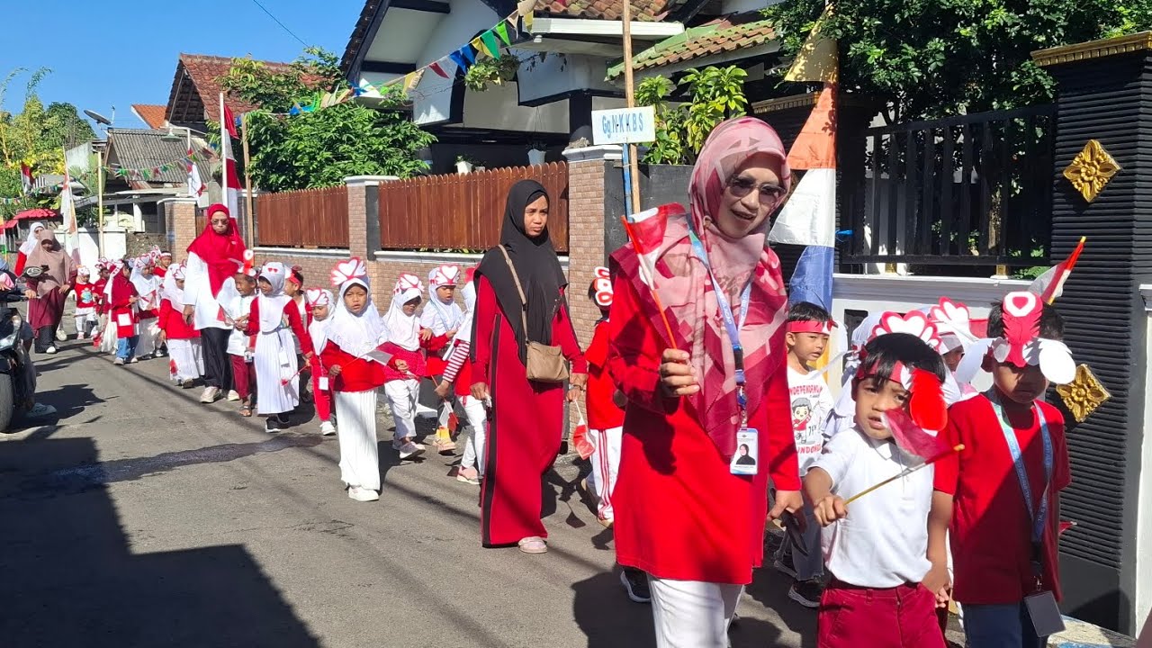Jumat Ekspresi | Pawai Kemerdekaan & Pembagian Hadiah | 15 Agustus 2025