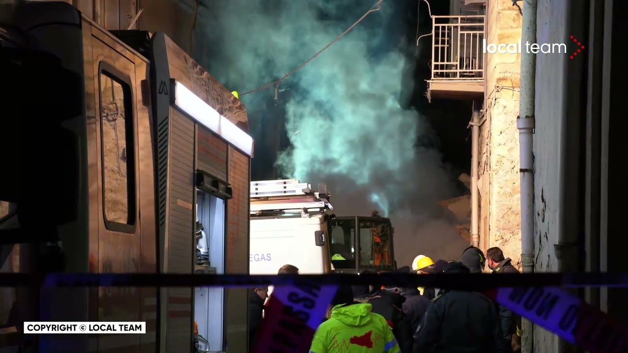 Ravanusa, domate le fiamme: la situazione alle 3.00 di notte