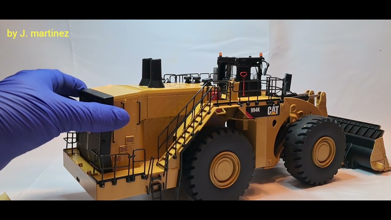 ESCALA 1/50 CATERPILLAR 994K DIECAST MASTERS 