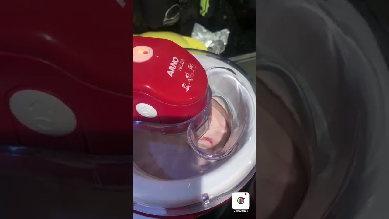 Sorveteira Arno  gelato fazendo sorvete misto, bóra? Se inscreve e deixa o like,compartilha, comenta