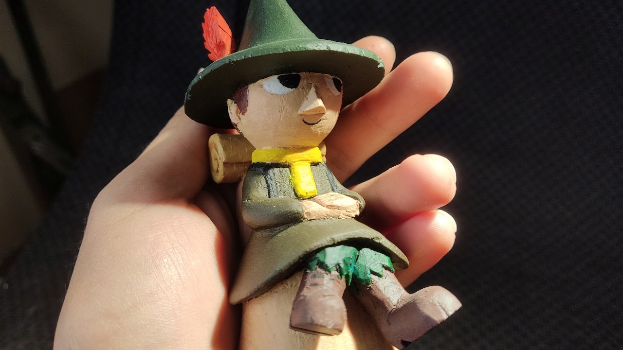 Wood carving Snufkin from the Moomins - No talking ASMR part 6 - Final painting