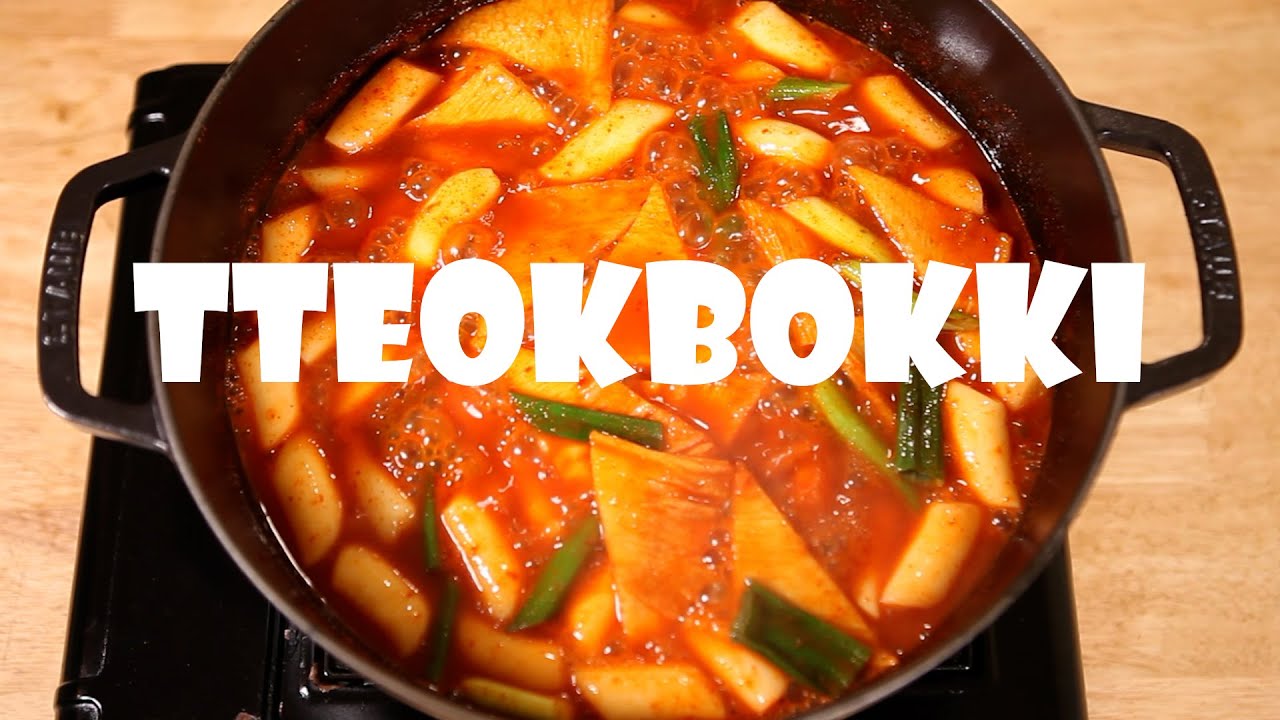 Mi receta secreta de TTEOKBOKKI (떡볶이) - muy fácil y rápida. Comida callejera de Corea.