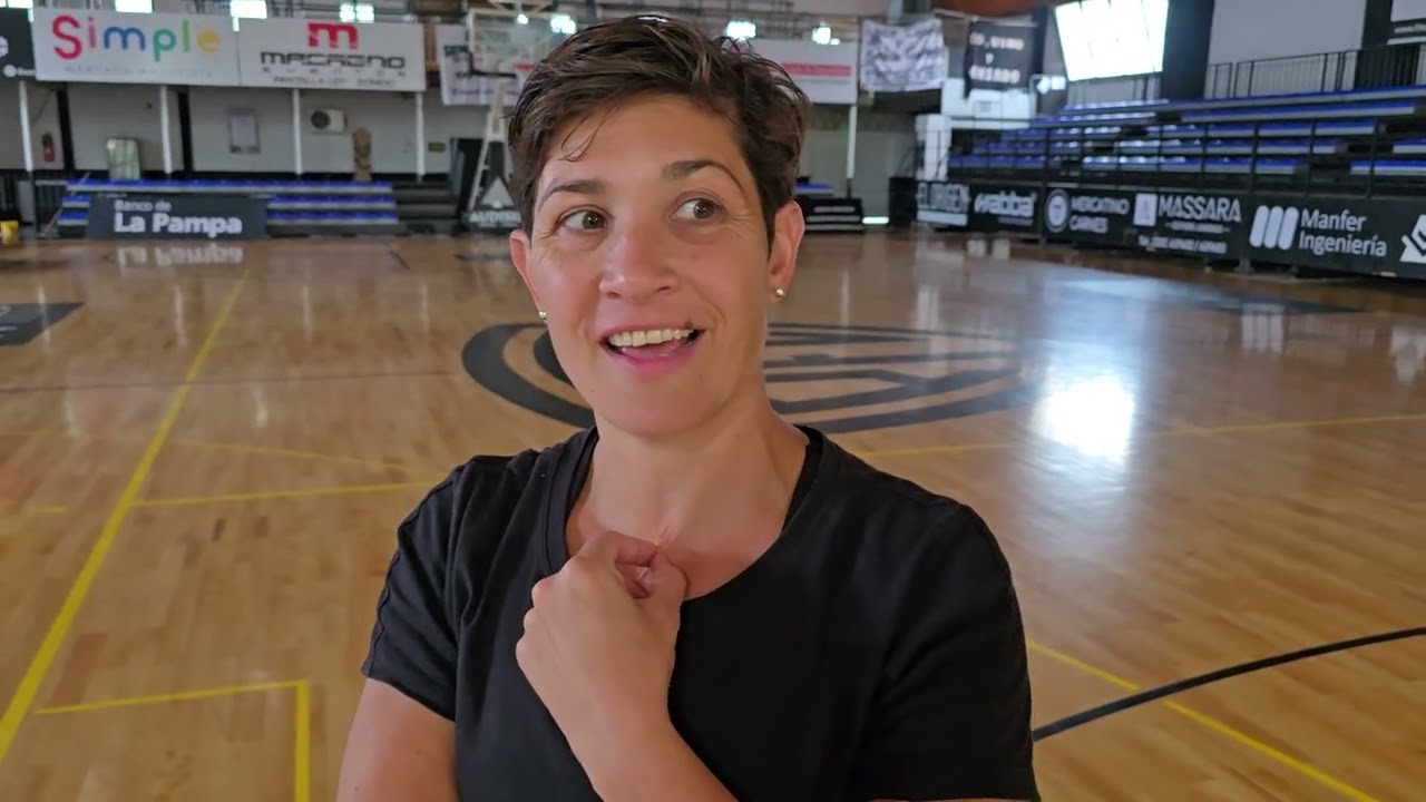 Prof Fío Corso, con el entusiasmo de siempre Par 21 arrancó las prácticas en el Angel Larrea