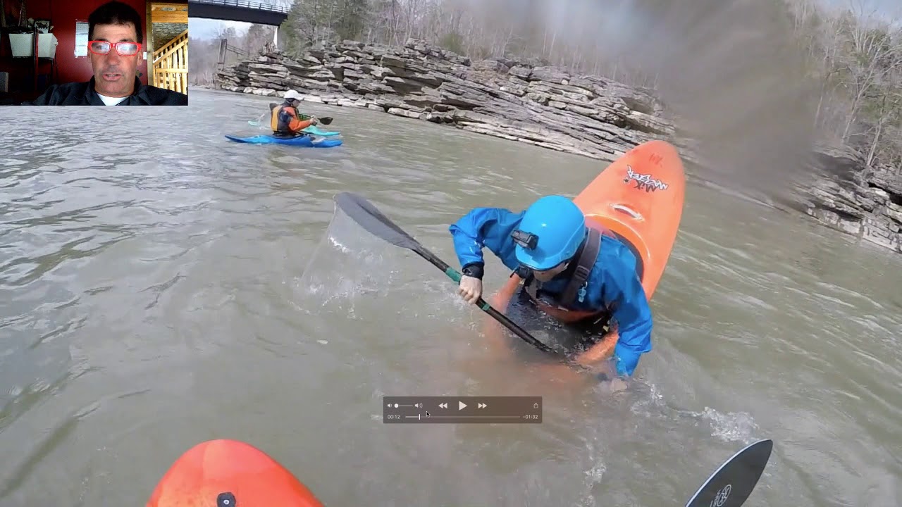 EJ обучает плаванию на лодке – каякингу на бурной воде – стоянке на носу и корме в MixMaster