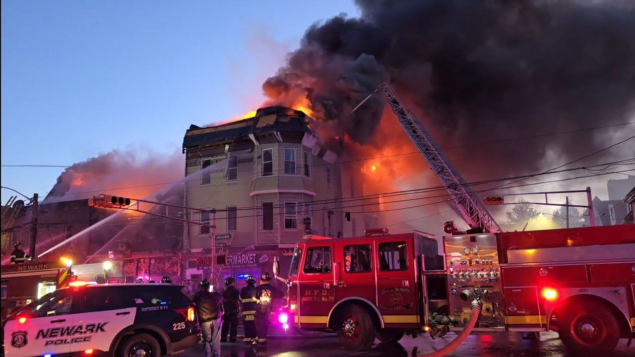 P2 3 Buildings Fully Involved (Tony's Liquor) Broadway Newark Nj 4-22-24