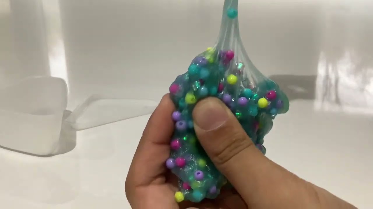 Sarjan plays with putty and slime! Amazing ASMR! Enjoy! 👍