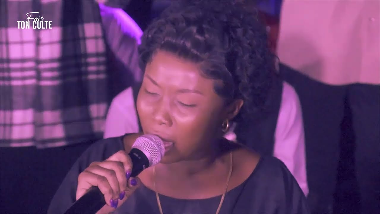 Yasmine Nsimba feat Jonathan Yafu (Fais ton Culte Magasin)