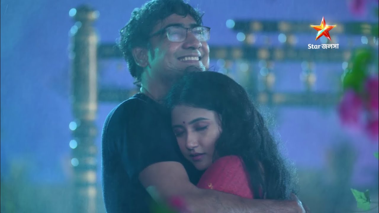 প্রেমের জোয়ারে ভাসল অরিন্দম নোলক।