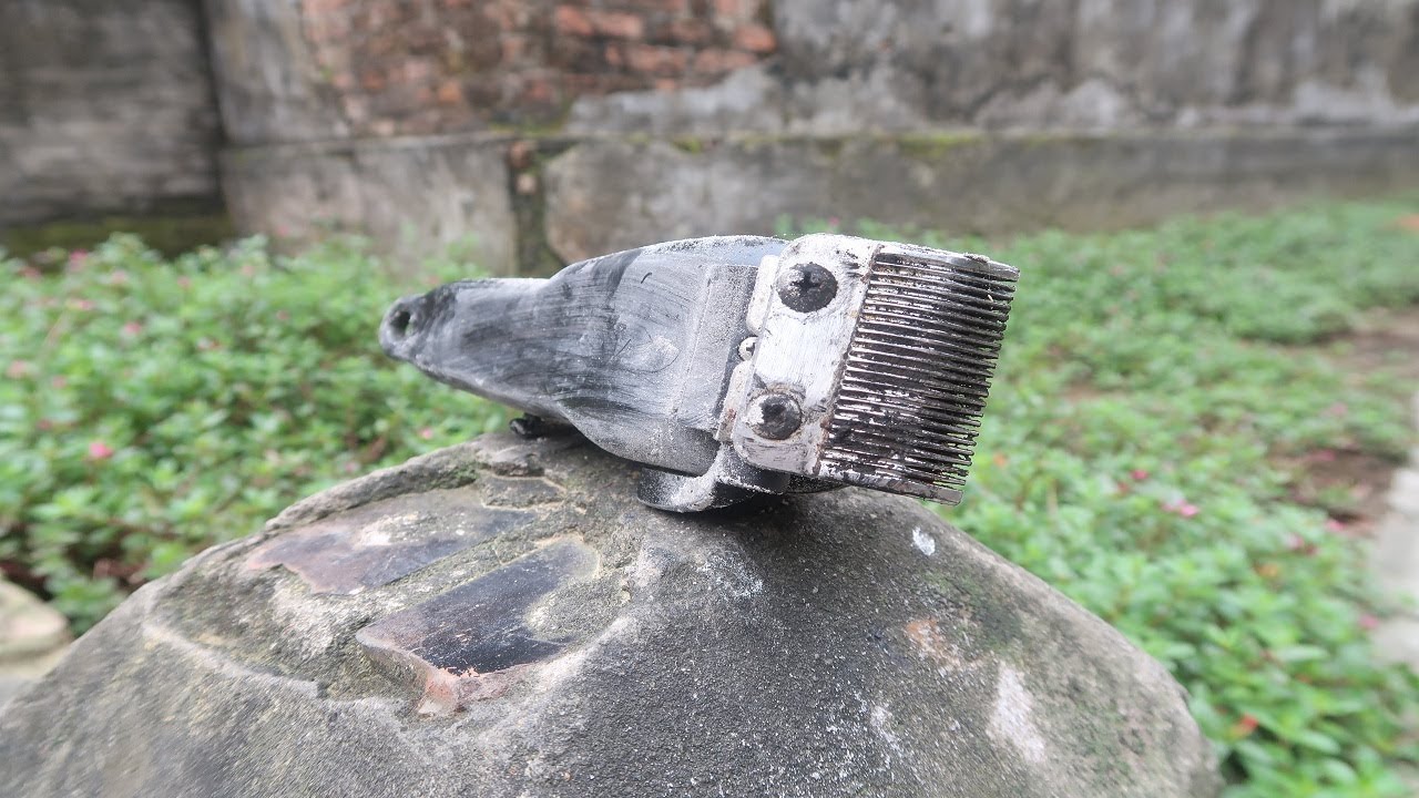 Restoration Hair Clippers - Very Old Restoration
