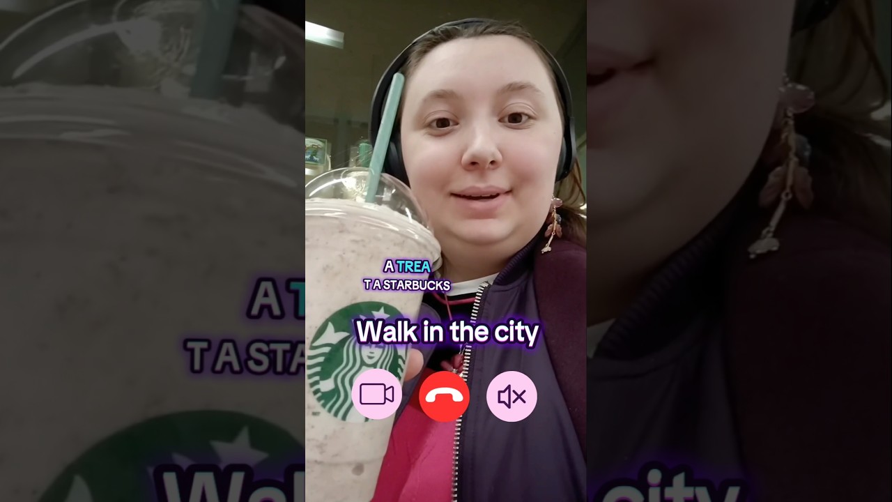 Walk in the city with your sister!❤️