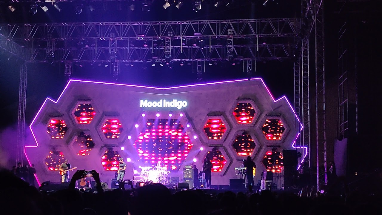 O meri Jaan from Life in a Metro @KK Live Mood Indigo 2019