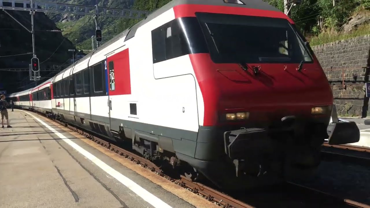 SBB EW IV Pendel durchfahrt in Göschenen