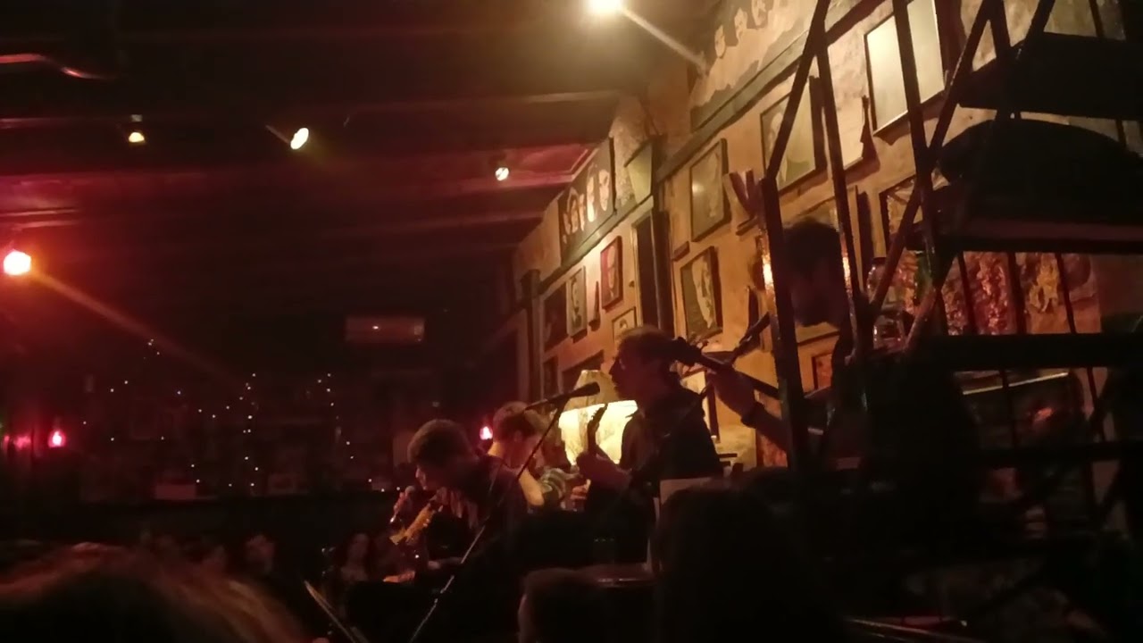 ΑΝΤΙΚΑΤΟΠΤΡΙΣΜΟΣ // ΦΩΤΗΣ ΒΕΡΓΟΠΟΥΛΟΣ - ΜΑΡΙΑΝΑ ΚΑΤΣΙΜΙΧΑ