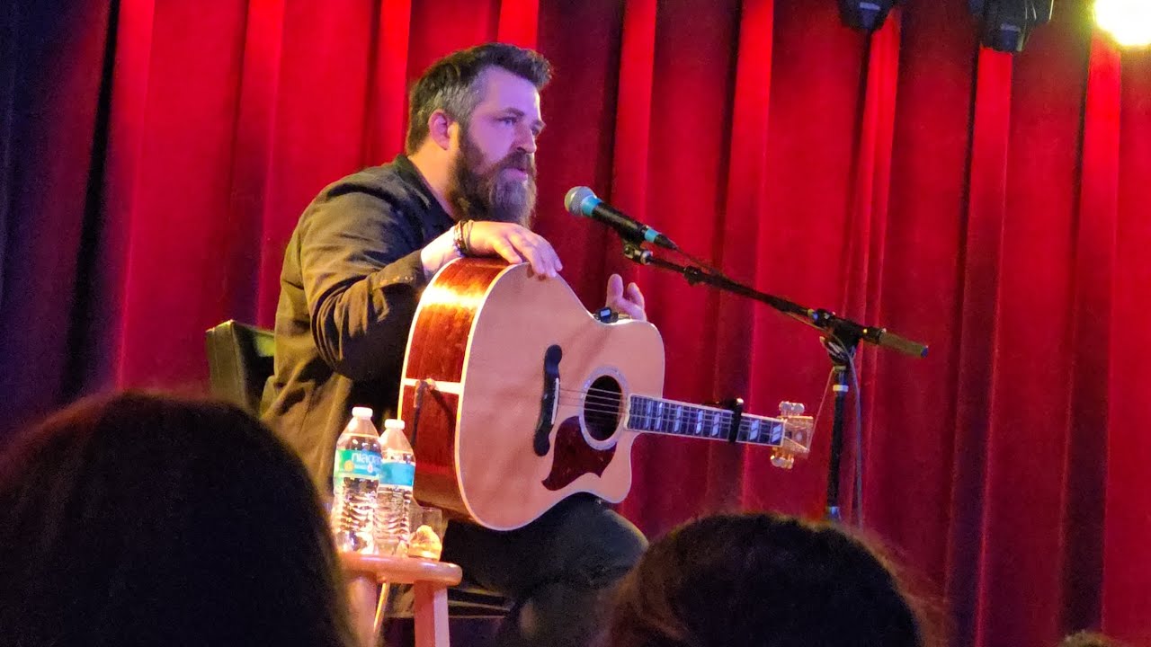Lee DeWyze - Hallelujah (crowd participation/best version ever) Hey Nonny Arlington Heights, IL