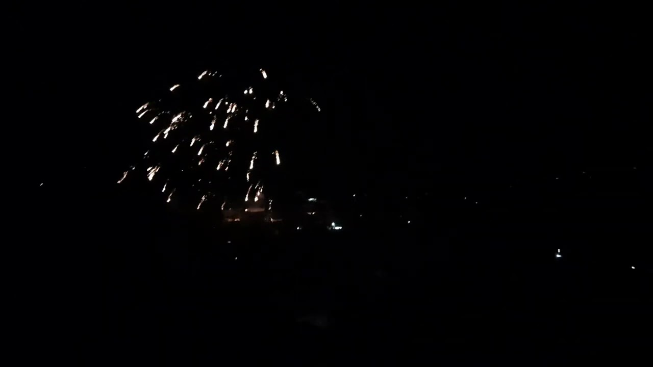 مباشر قصف بقذائف عنقودية على مدينة دارة عزة في ريف حلب