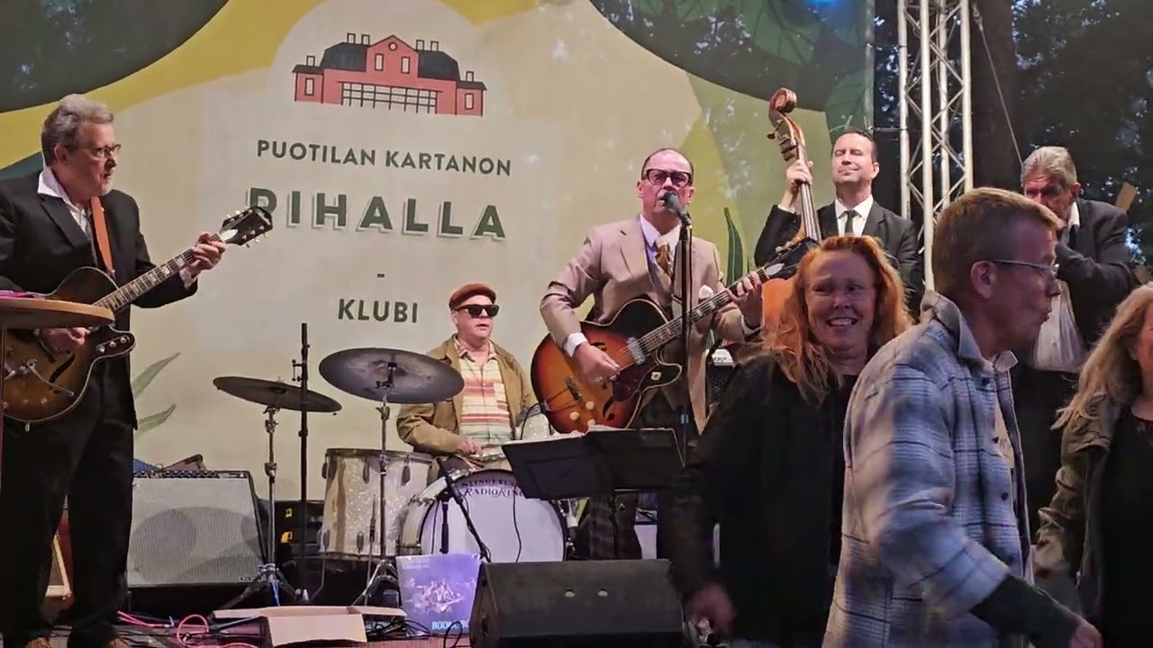 Sami Saari & BluesJuna - Mun Beibi ( My babe) live 2025