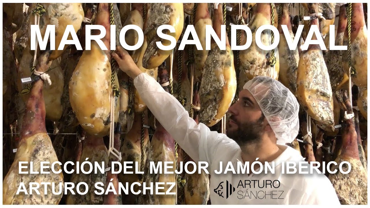 Mario Sandoval elige sus jamones ibéricos en Arturo Sánchez