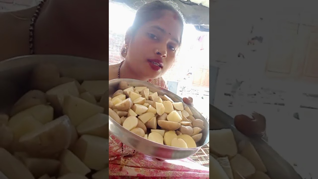 Family block 🙏😘😂🥗👌 methi aalu ki bhujiya