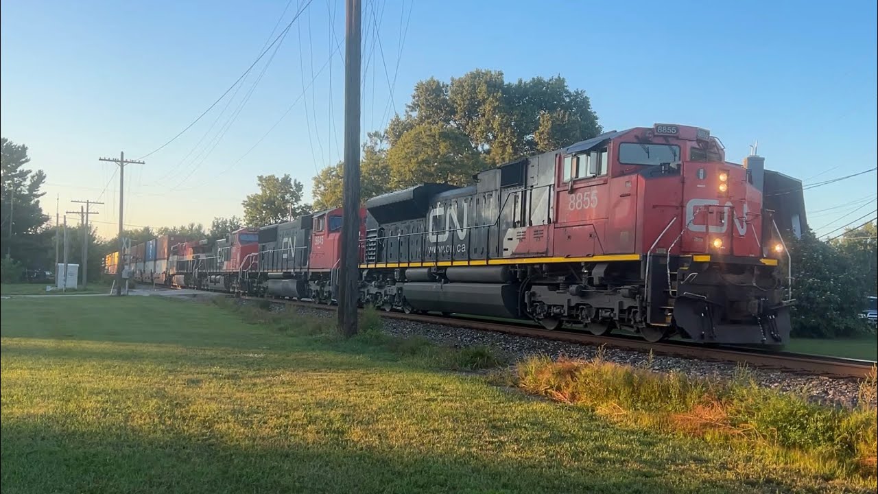 About 15 Minutes of Southern Wisconsin and Northern Illinois Railfanning