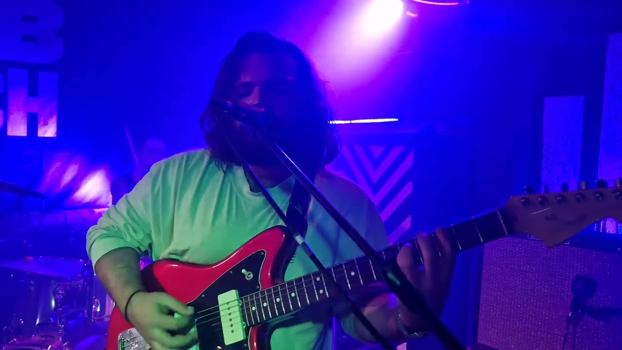 RENEVANT (live at Cardiff Clwb Ifor Bach, 26th November 2025)