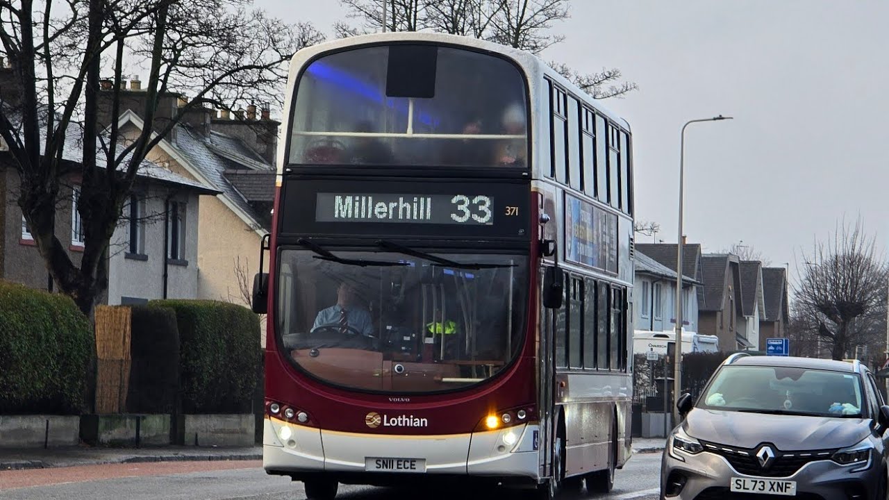 Lothian Buses, Volvo B9TL Gemini 2, 371-SN11ECE, 33-Millerhill, 24.01.26